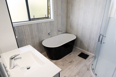 Photo of property in 123 Ohariu Road, Johnsonville, Wellington, 6037