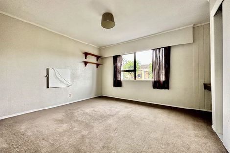 Photo of property in 17 Lane Road, Weymouth, Auckland, 2103