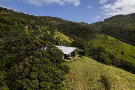 Photo of property in 310 Robinson Road, Whangarei Heads, Whangarei, 0174