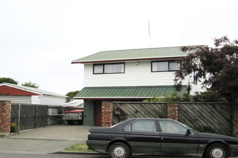 Photo of property in 68 Bayswater Crescent, Bromley, Christchurch, 8062