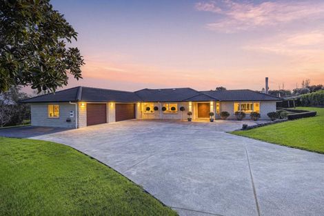 Photo of property in 289 Old North Road, Kumeu, 0892