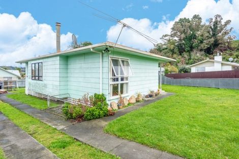 Photo of property in 4 Peter Buck Street, Outer Kaiti, Gisborne, 4010