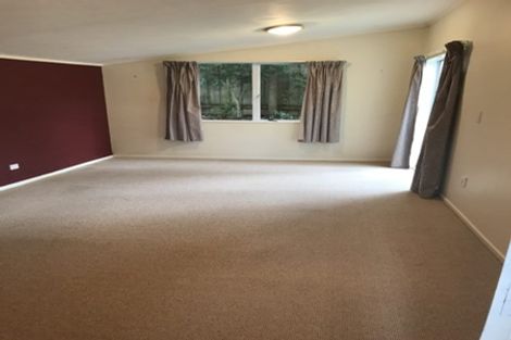 Photo of property in 2/33 Pisces Road, Glen Eden, Auckland, 0602