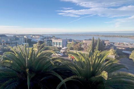 Photo of property in 72 Glenstrae Road, Redcliffs, Christchurch, 8081