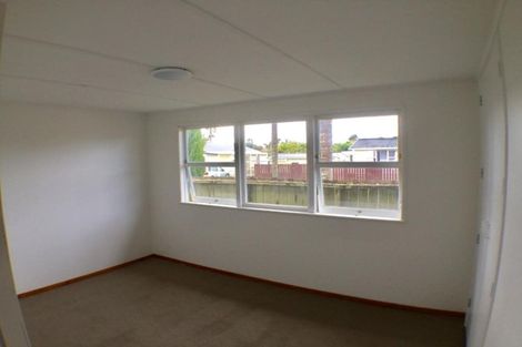 Photo of property in 42 Doment Crescent, Orewa, 0931