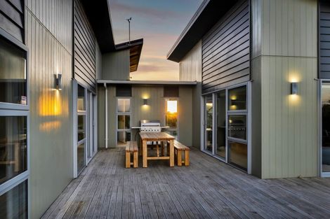 Photo of property in 265 Tai Road, Opunake, 4681