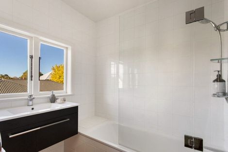 Photo of property in 53 Weka Street, Fendalton, Christchurch, 8041