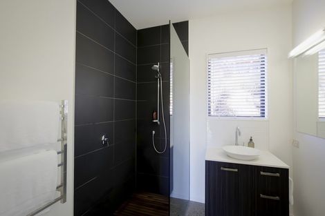 Photo of property in 7 Rabbiters Drive, Jacks Point, Queenstown, 9371