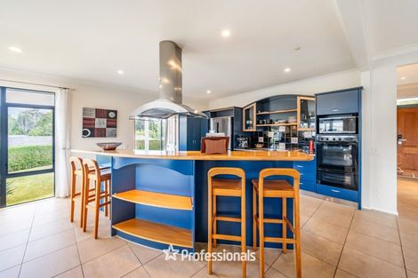 Photo of property in 8 Tuhua Lane, Brown Owl, Upper Hutt, 5018