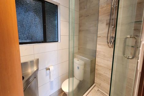 Photo of property in 9 Naviti Place, Browns Bay, Auckland, 0630