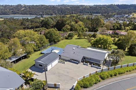 Photo of property in 163 Schnapper Road, Schnapper Rock, Auckland, 0632