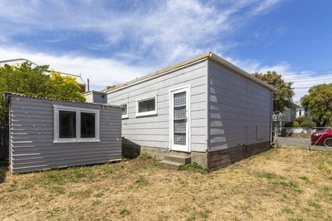 Photo of property in 28 Rhodes Street, Newtown, Wellington, 6021