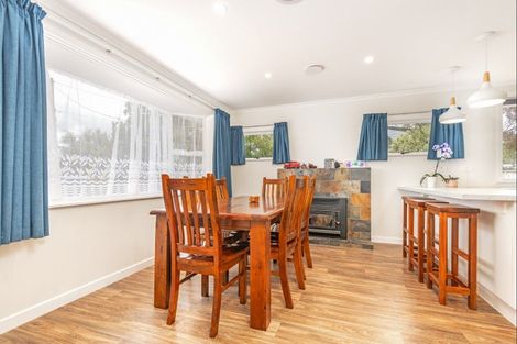 Photo of property in 176 Bridge Street, Bulls, 4818