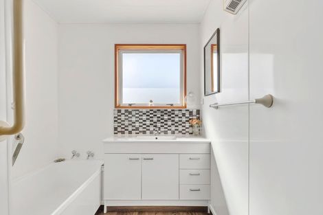 Photo of property in 114 Noema Terrace, Lake Hawea, Wanaka, 9382