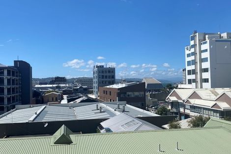 Photo of property in De Vere Apartments, 9/23 Tennyson Street, Te Aro, Wellington, 6011