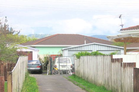 Photo of property in 8 Silverstone Place, Henderson, Auckland, 0612
