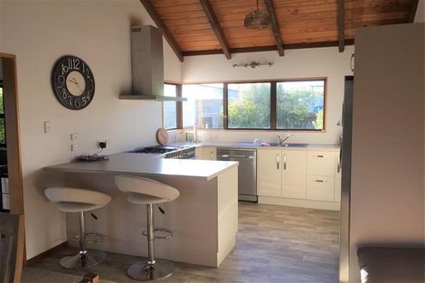 Photo of property in 66 Iwa Street, Mapua, 7005