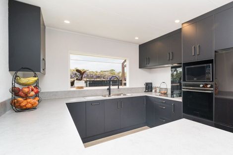 Photo of property in 50 Pitama Road, Awapuni, Palmerston North, 4412