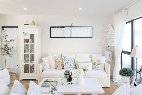 Photo of property in 90c Seymour Road, Sunnyvale, Auckland, 0612