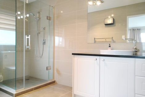 Photo of property in 11 Ballindrait Drive, Flat Bush, Auckland, 2019