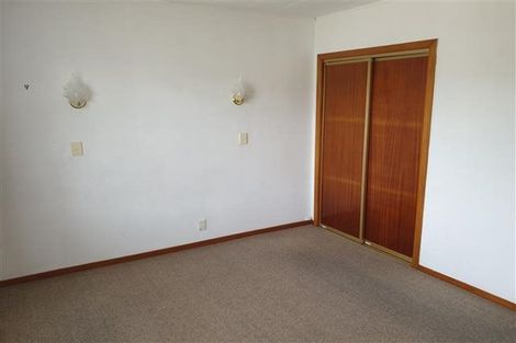 Photo of property in 2/8 Rosebank Terrace, Stoke, Nelson, 7011