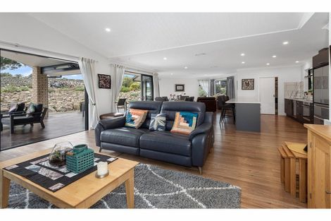 Photo of property in 21 Capstone Place, Te Kamo, Kamo, 0185