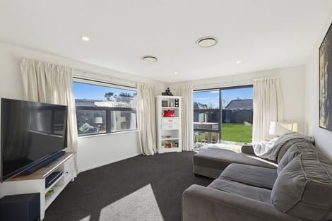 Photo of property in 35 Marriotts Road, North New Brighton, Christchurch, 8083
