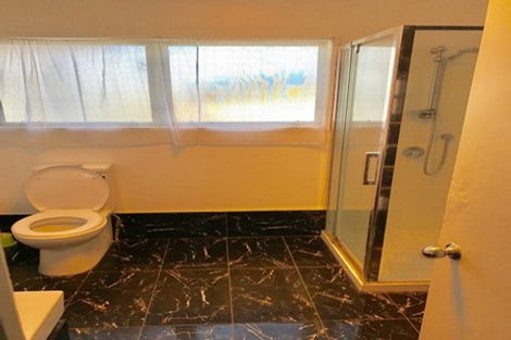 Photo of property in 16b Nerissa Place, Randwick Park, Auckland, 2105