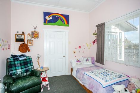 Photo of property in 106 Dominion Road, Papakura, 2110