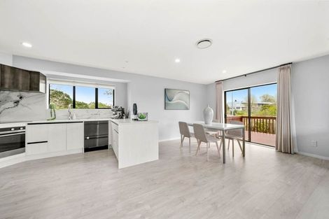 Photo of property in 19 Adelphi Place, Albany, Auckland, 0632