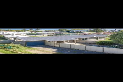 Photo of property in 44 Manuka Street, Castlecliff, Whanganui, 4501