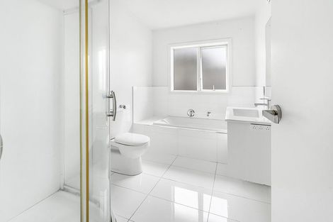 Photo of property in 2 Etna Way, Dinsdale, Hamilton, 3204