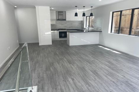 Photo of property in 63b Hillcrest Road, Papatoetoe, Auckland, 2025