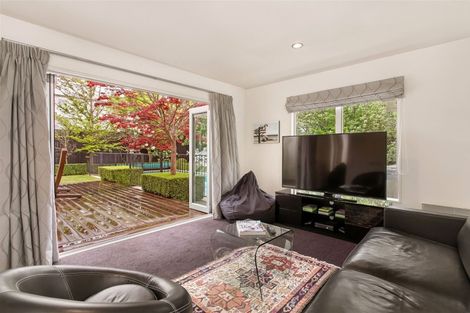 Photo of property in 22 Thornycroft Street, Fendalton, Christchurch, 8052