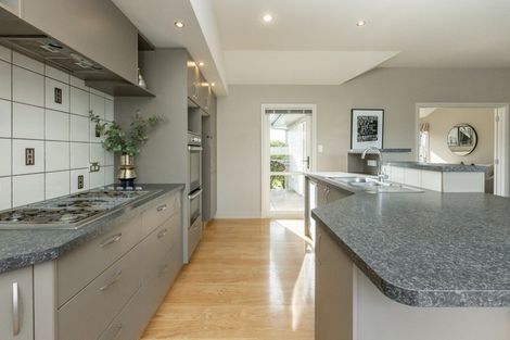 Photo of property in 35 Brooklands Drive, Havelock North, 4130