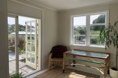 Photo of property in 46 Wellington Road, Paekakariki, 5034