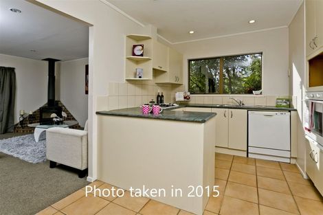 Photo of property in 81 Oaktree Avenue, Browns Bay, Auckland, 0630