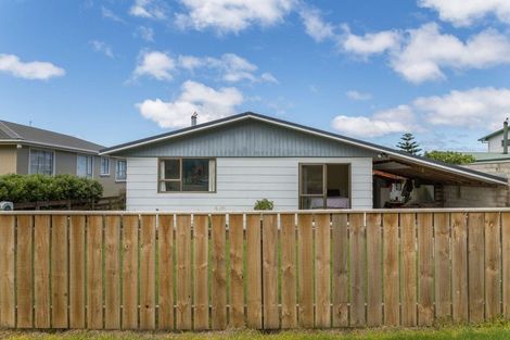 Photo of property in 67 Akitio Esplanade, Akitio, Pongaroa, 4991