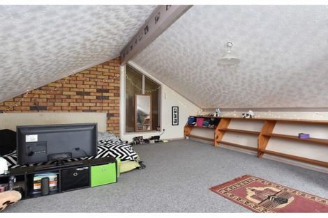 Photo of property in 13a Lawson Way, Weymouth, Auckland, 2103