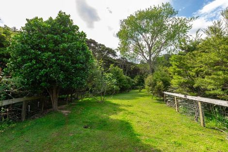 Photo of property in 142a Thames Coast Sh25 Road, Whakatete Bay, Thames, 3575