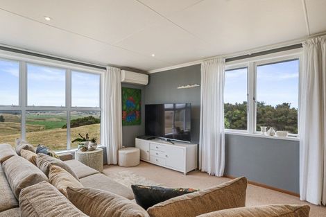 Photo of property in 398 Hokio Sand Road, Hokio Beach, Levin, 5571