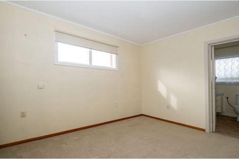Photo of property in 1-11/94 Avenue Road, West End, Timaru, 7910