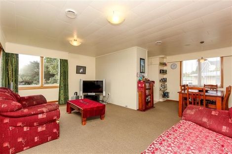 Photo of property in 49 Nevada Drive, Merrilands, New Plymouth, 4312