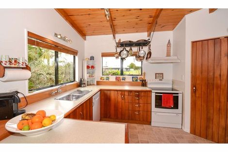 Photo of property in 176 Pungaere Road, Waipapa, Kerikeri, 0295