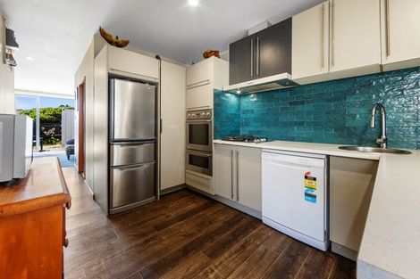 Photo of property in 281 Marine Parade, New Brighton, Christchurch, 8061