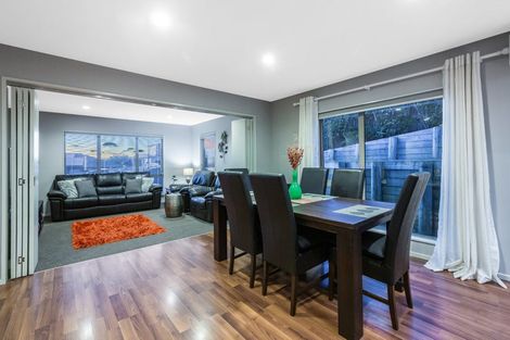 Photo of property in 33 Kahurangi Heights, Aotea, Porirua, 5024