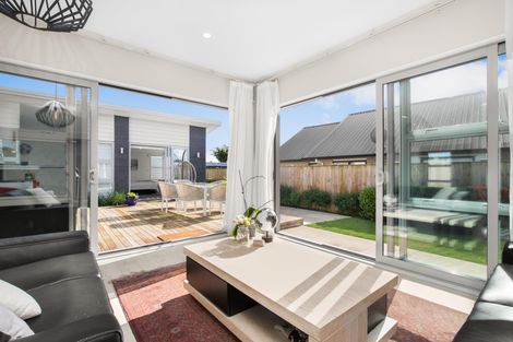 Photo of property in 28 Mareretu Avenue, Patumahoe, Pukekohe, 2679