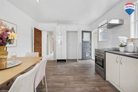 Photo of property in 22 Shearer Crescent, Naenae, Lower Hutt, 5011