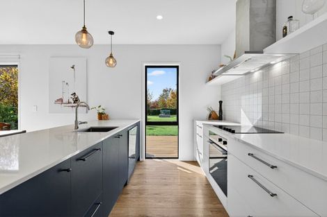 Photo of property in 122c Monument Road, Clevedon, 2582
