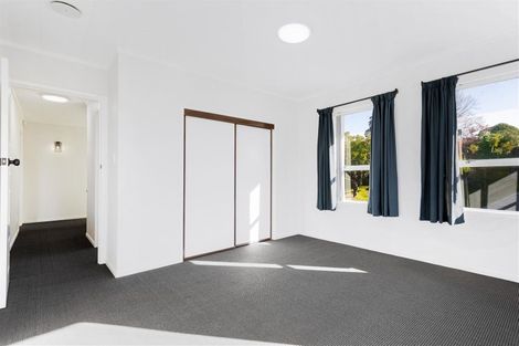 Photo of property in 22 Hartley Terrace, Massey, Auckland, 0614